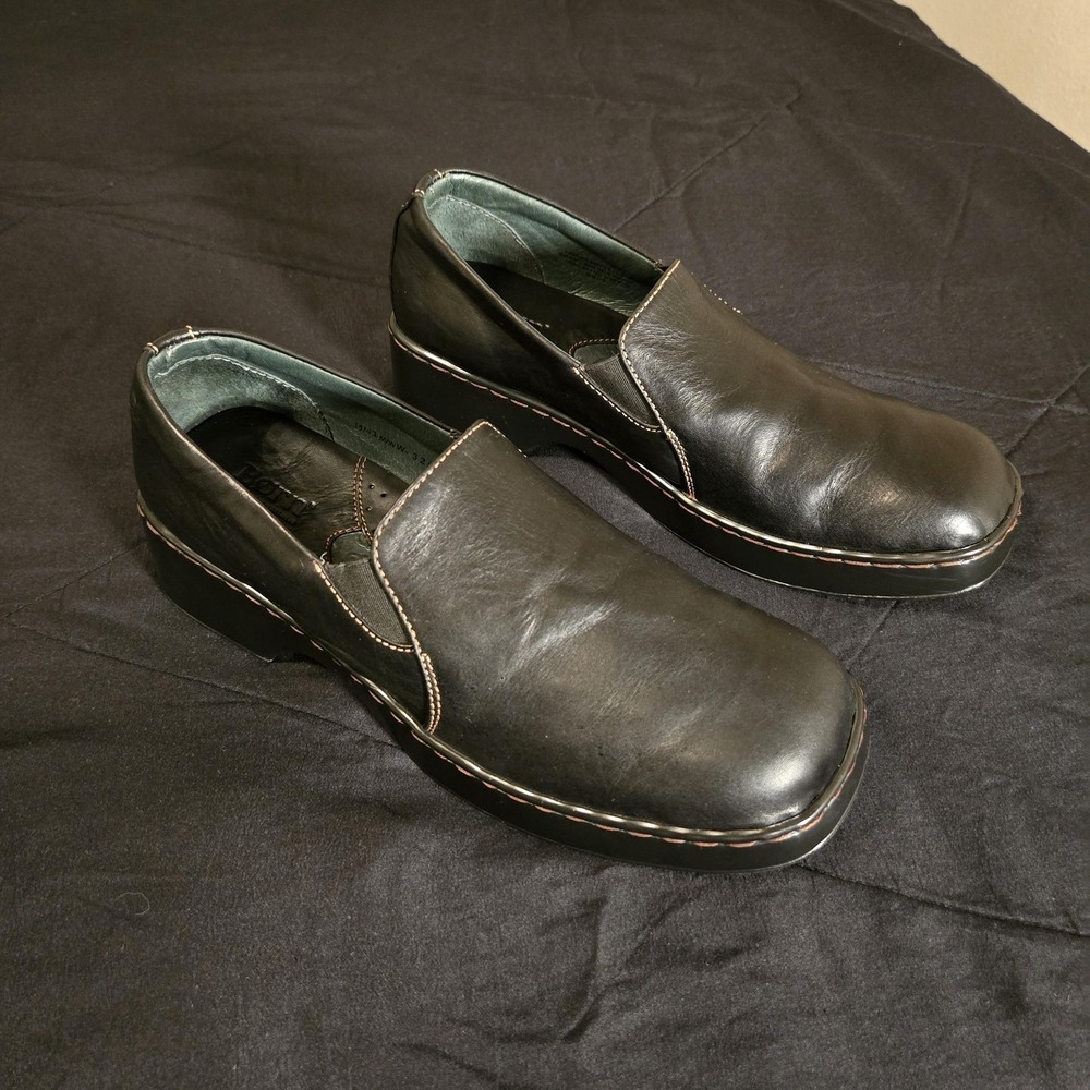 Born Shoes Womens Size 11.5W 43 Black Leather Clogs Comfort Slip On Casual Wide